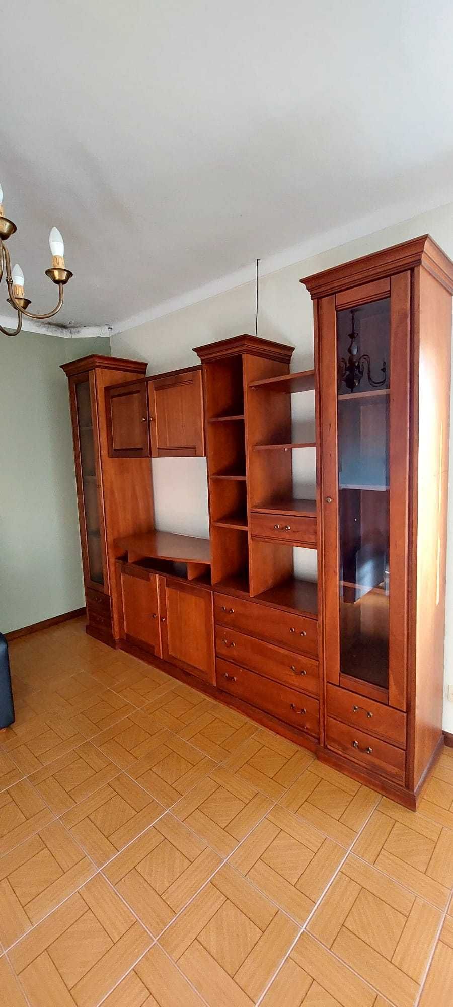 Vendo Móvel de Sala em Cerejeira, em bom estado
