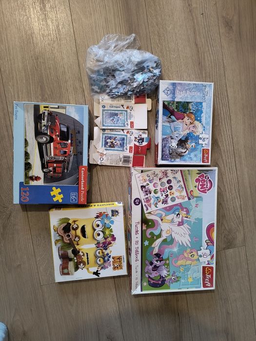 Puzzle 8 układanek Trefl Kraina lodu i inne
