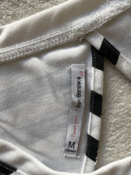 Vestido branco e preto Bershka