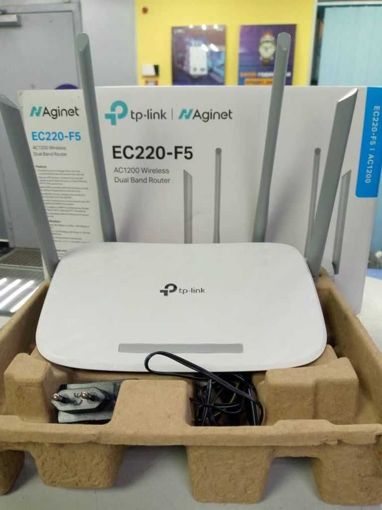 Роутер , маршрутизатор Wi Fi TP-Link Archer EC220-F5