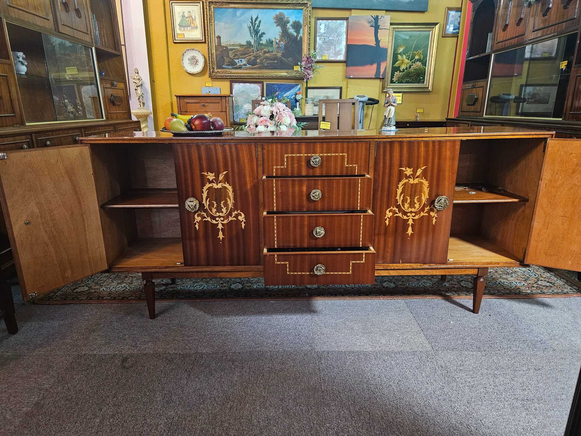 Aparador vintage - Muito bom estado geral