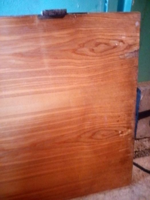 Деревʼяні лаковані двері, двері кімнатні, двері для ванни чи туалету