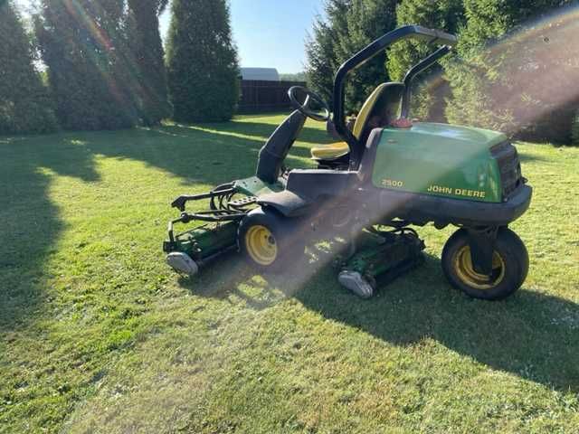 Kosiarka wrzecionowa John Deere 2500