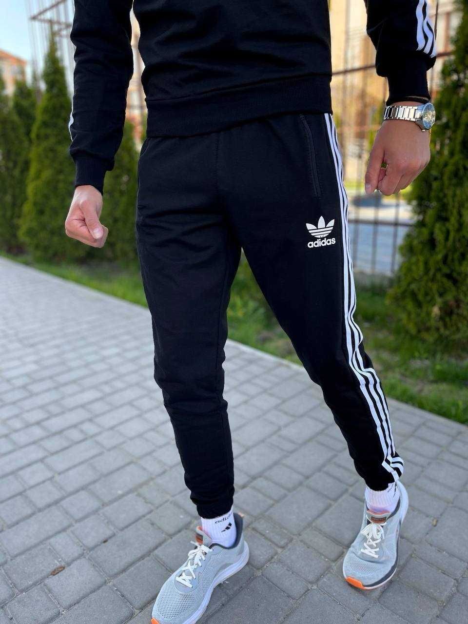 Спортивний костюм Adidas