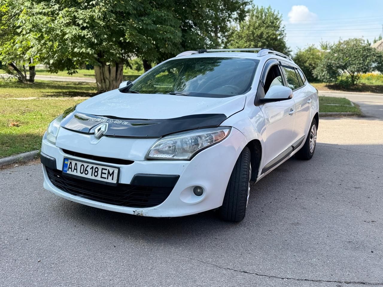 СРОЧНАЯ продажа Renault Megan 3 2011год