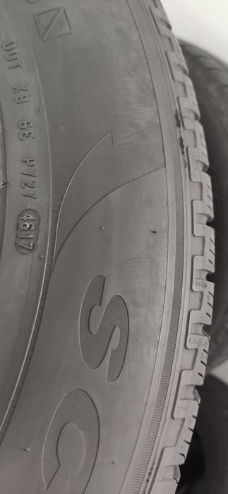 Резина R-17 225/65 102Т "Pirelli" SCORPION шини