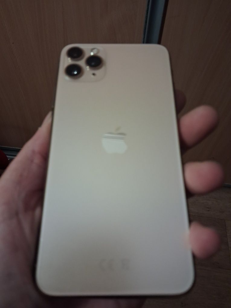Iphone 11 pro max 256.