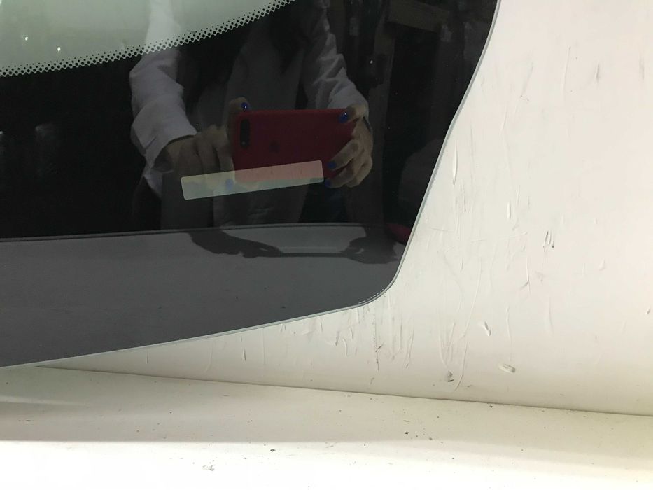 BMW 3 (F30) 2012-2018 вітрове скло