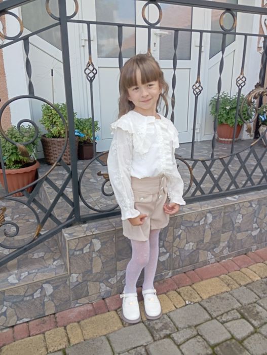 Блуза для дівчинки