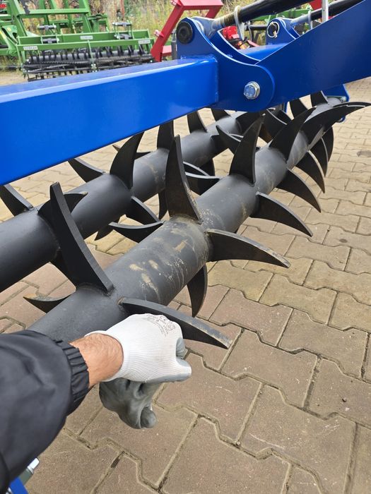 Pług dłutowy – solidne łapy dłutowe, profil 100x100x6