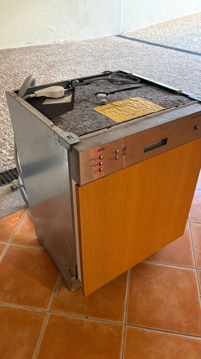 Máquina Lavar Loiça AEG