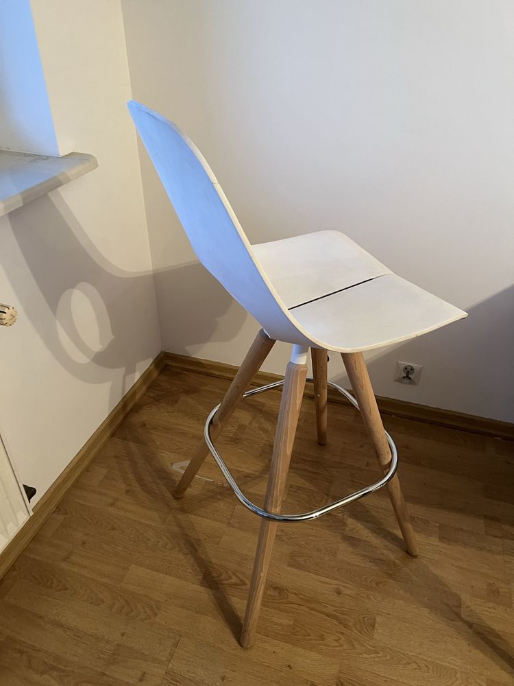 Hoker  krzeslo barowe TAUKO 4L Lwm Wood Nowy Styl
