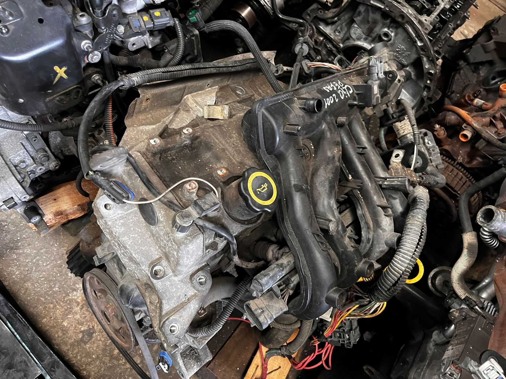 Motor Renault Clio de 2001 para peças