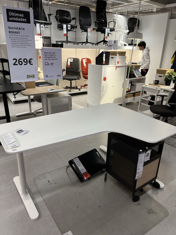 Vendo secretaria escritorio Ikea