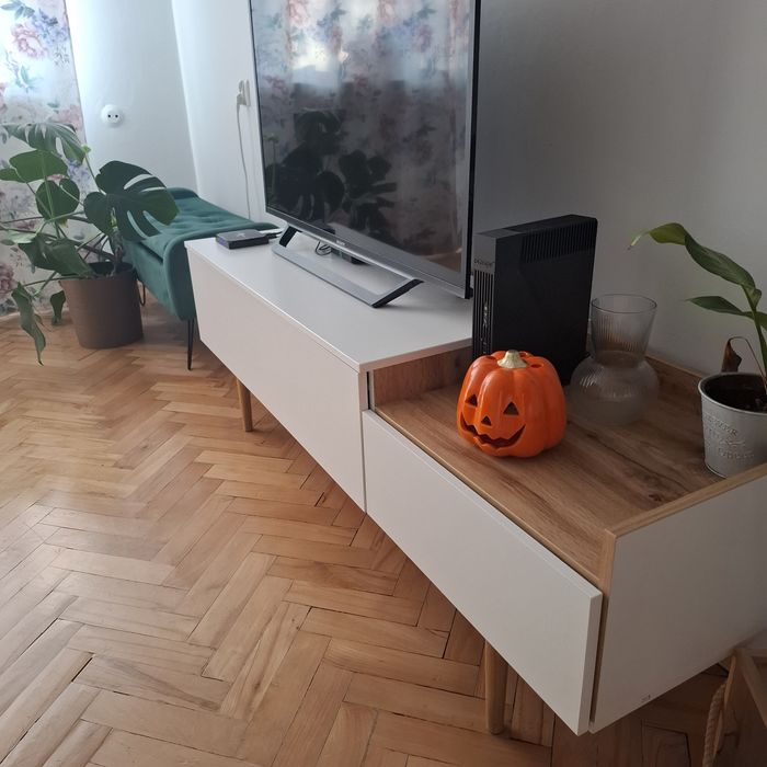 Szafka pod telewizor biała