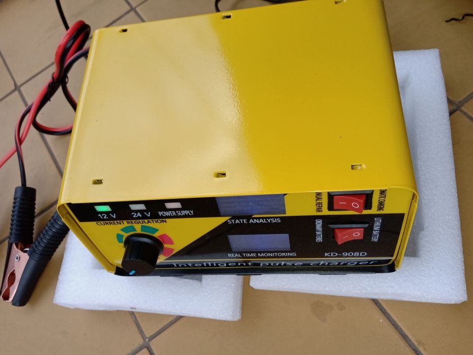 Импульсное зарядное устройство 12 - 24 Вольта. ANJING - 908 D.