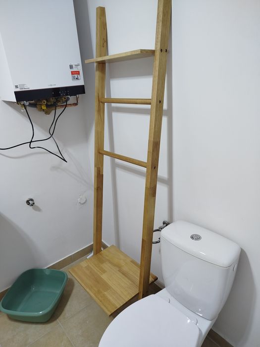 Stojak łazienkowy na ręczniki nowy drewniany