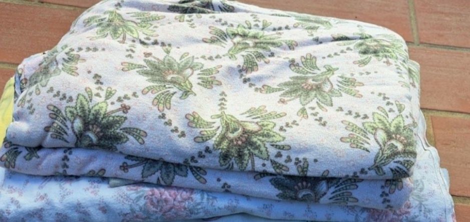 Vários lençóis para desocupar = tudo 5€