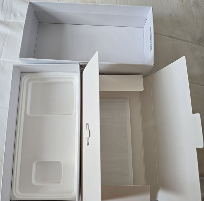 Telemovel  com factura comprado ha cerca de uma semana com factura na