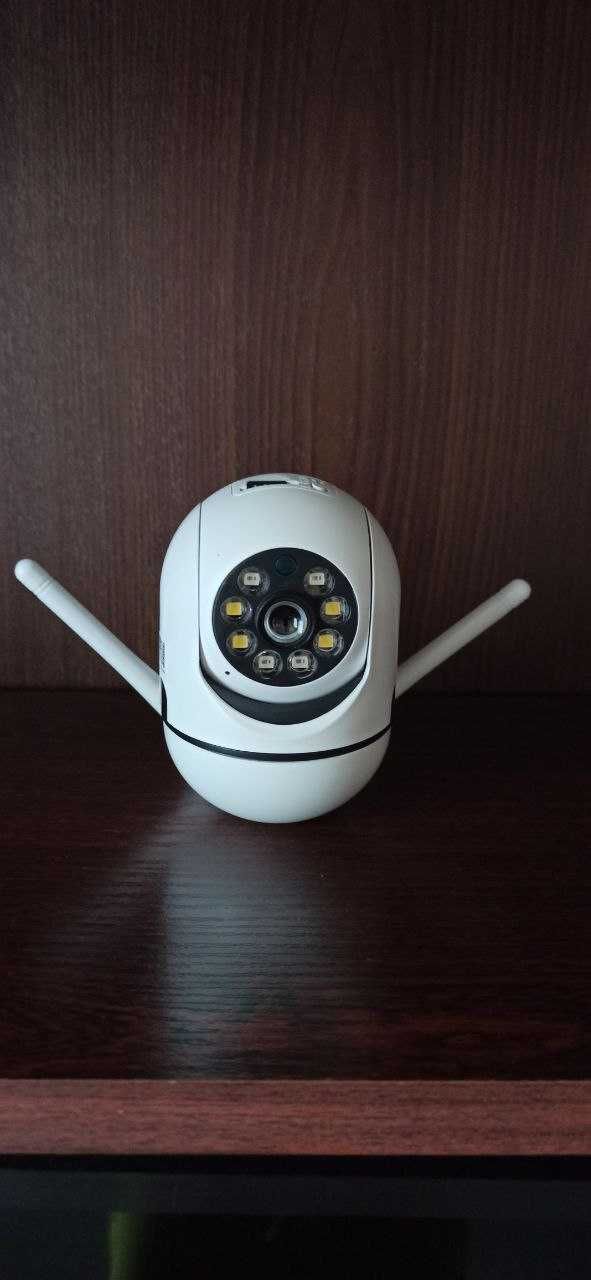 Зовнішня WiFi камера спостереження