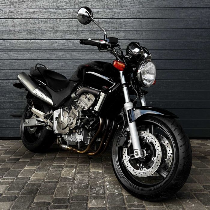 Продам мотоцикл Honda Hornet CB600F