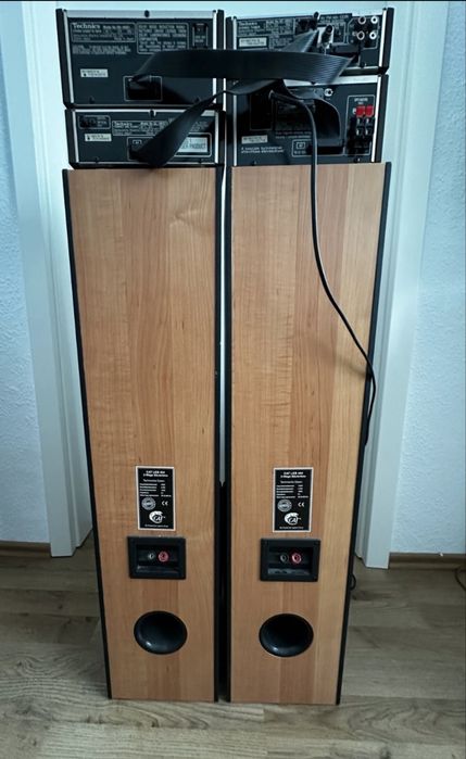 Стереосистема Technics с динамиками CAT
