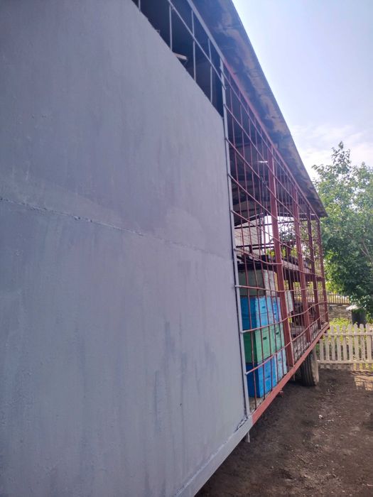 Бджолопавільйон, прицел для бджіл