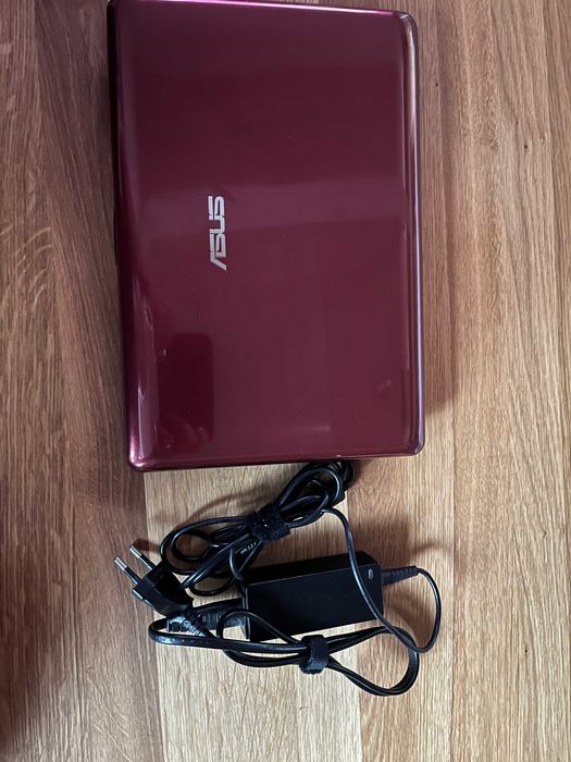 ASUS Pee R105 laptop