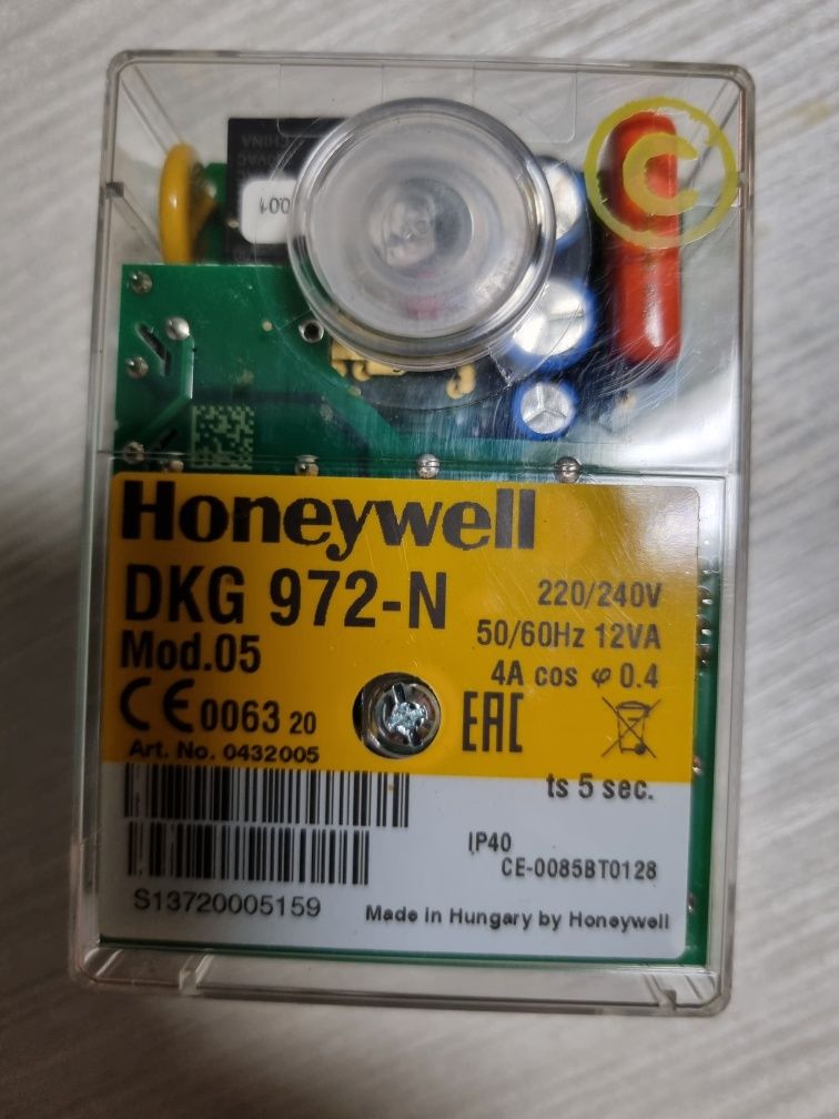 Sterownik Honeywell DKG 972-N. Mod 05