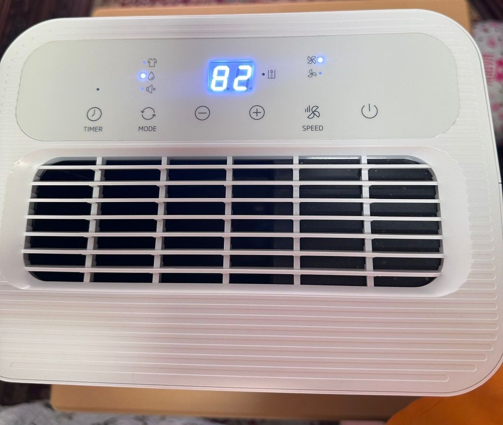 Vendo/Troco dezumidificator Ufesa Impecavel