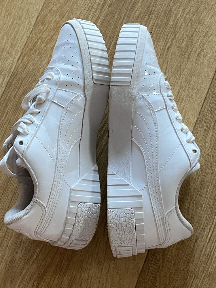 Puma 35,5 lakierowane białe adidasy