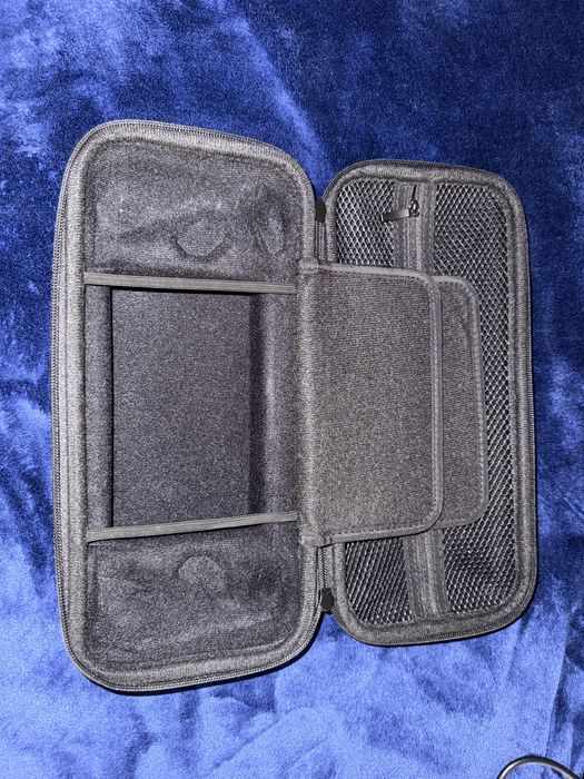 ROG ALLY X + Carregador + Acessórios (Nova)