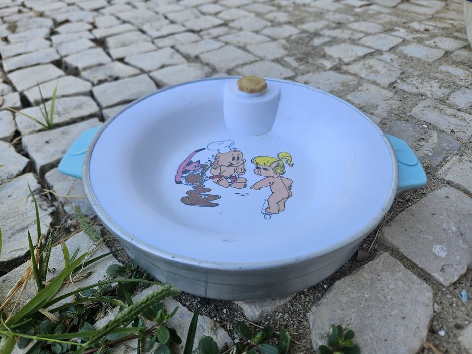 Prato para comida de bebé vintage