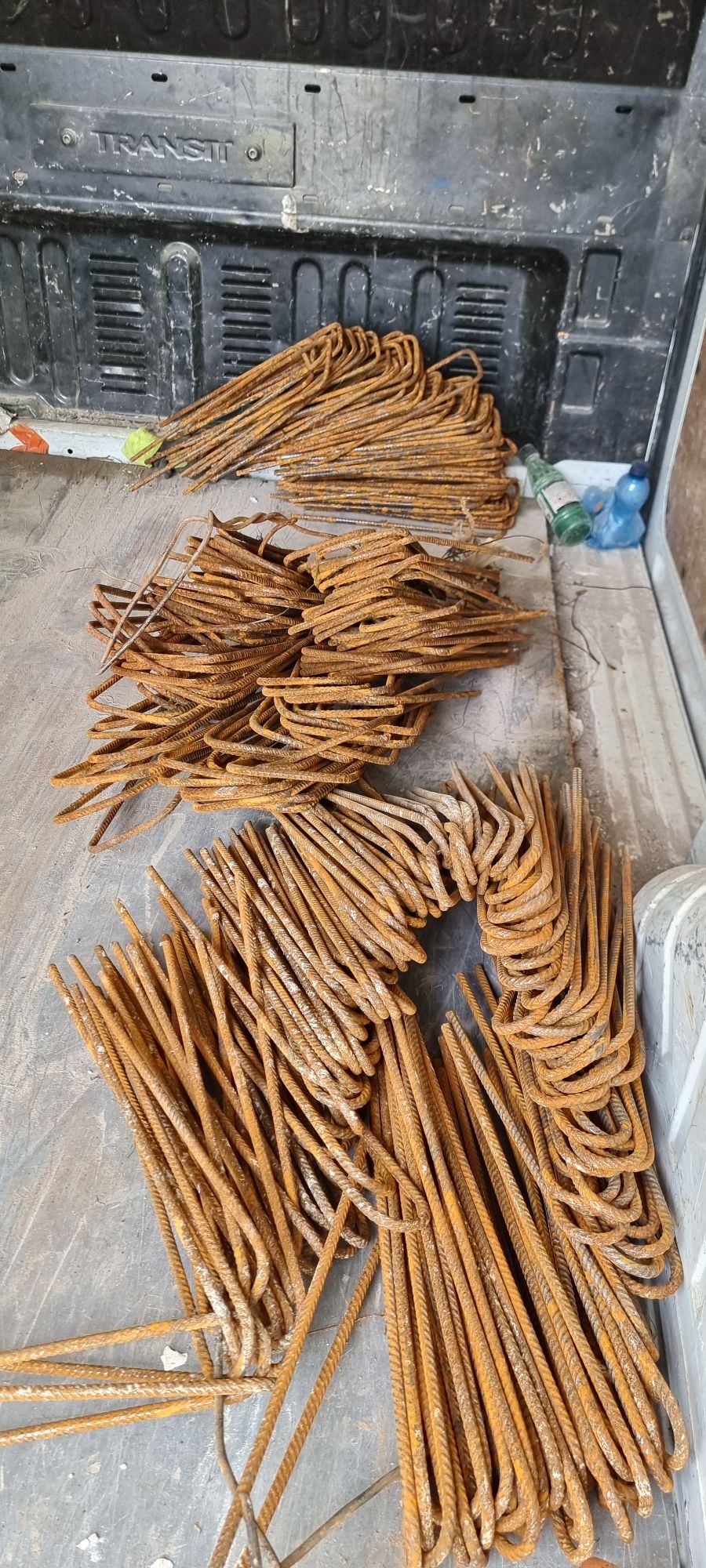 Bigle U zbrojenie krawędzi płyty, kobyłki, strzemiona, zbrojenie