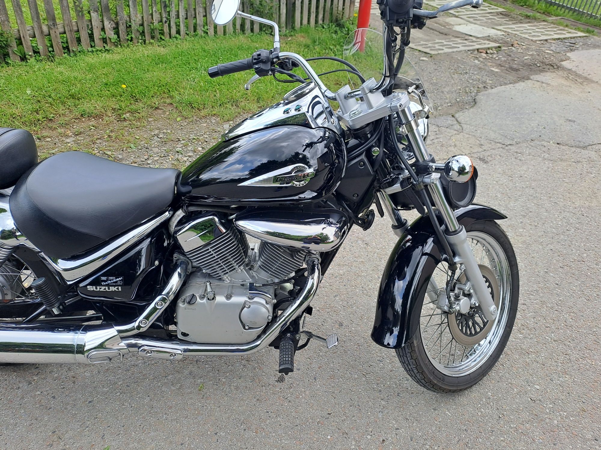 Suzuki Intruder lc125