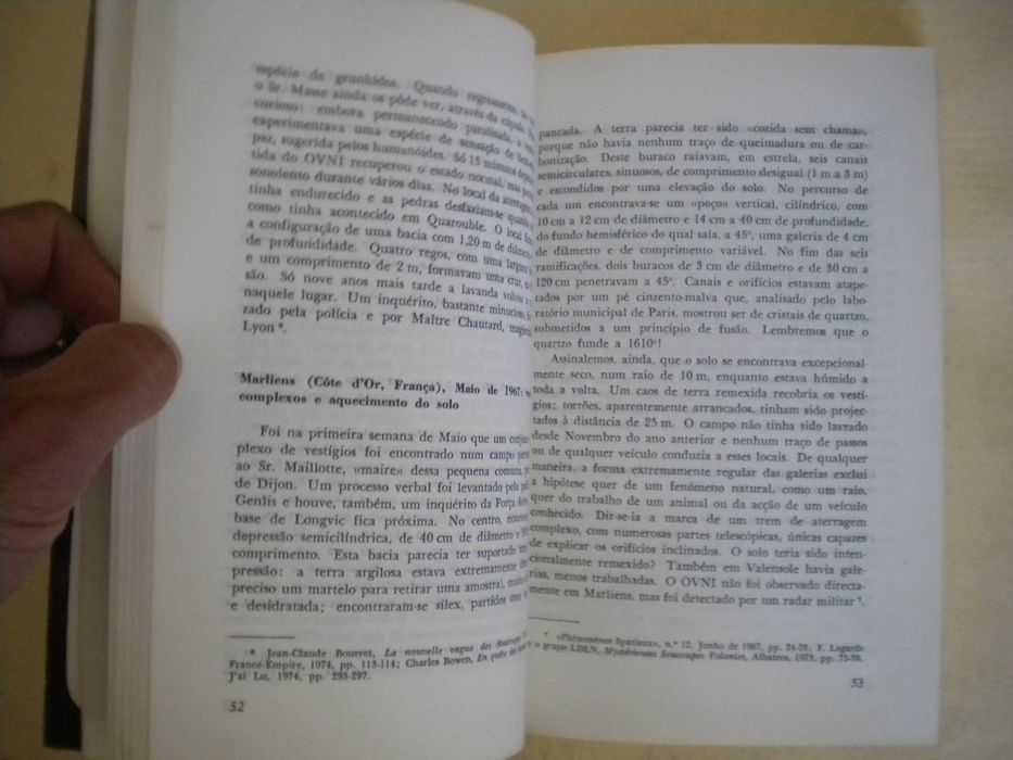 À descoberta dos OVNIs
de Jacques Scornaux / Christiane Piens