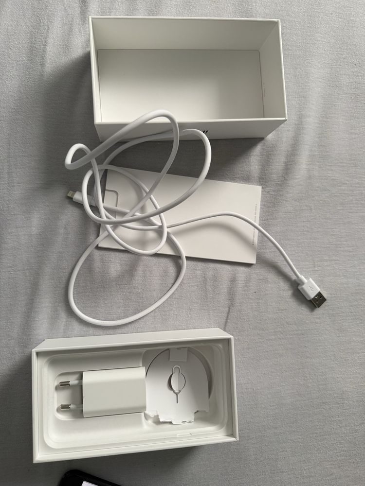 Iphone SE 2020 64 GB 2 generacji