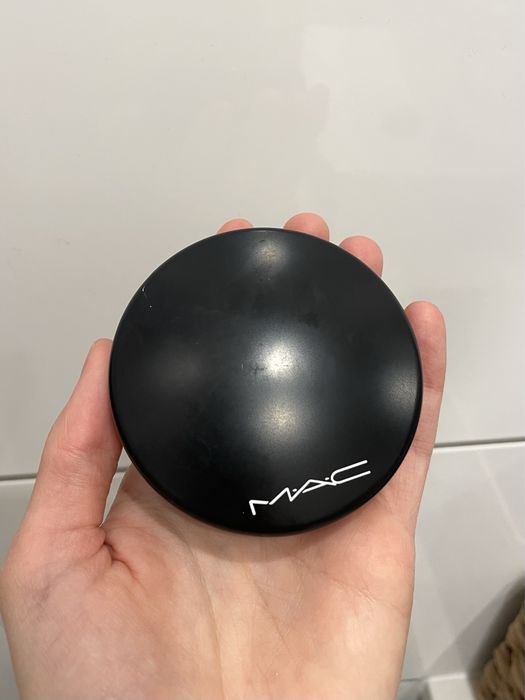 Bronzer firmy MAC