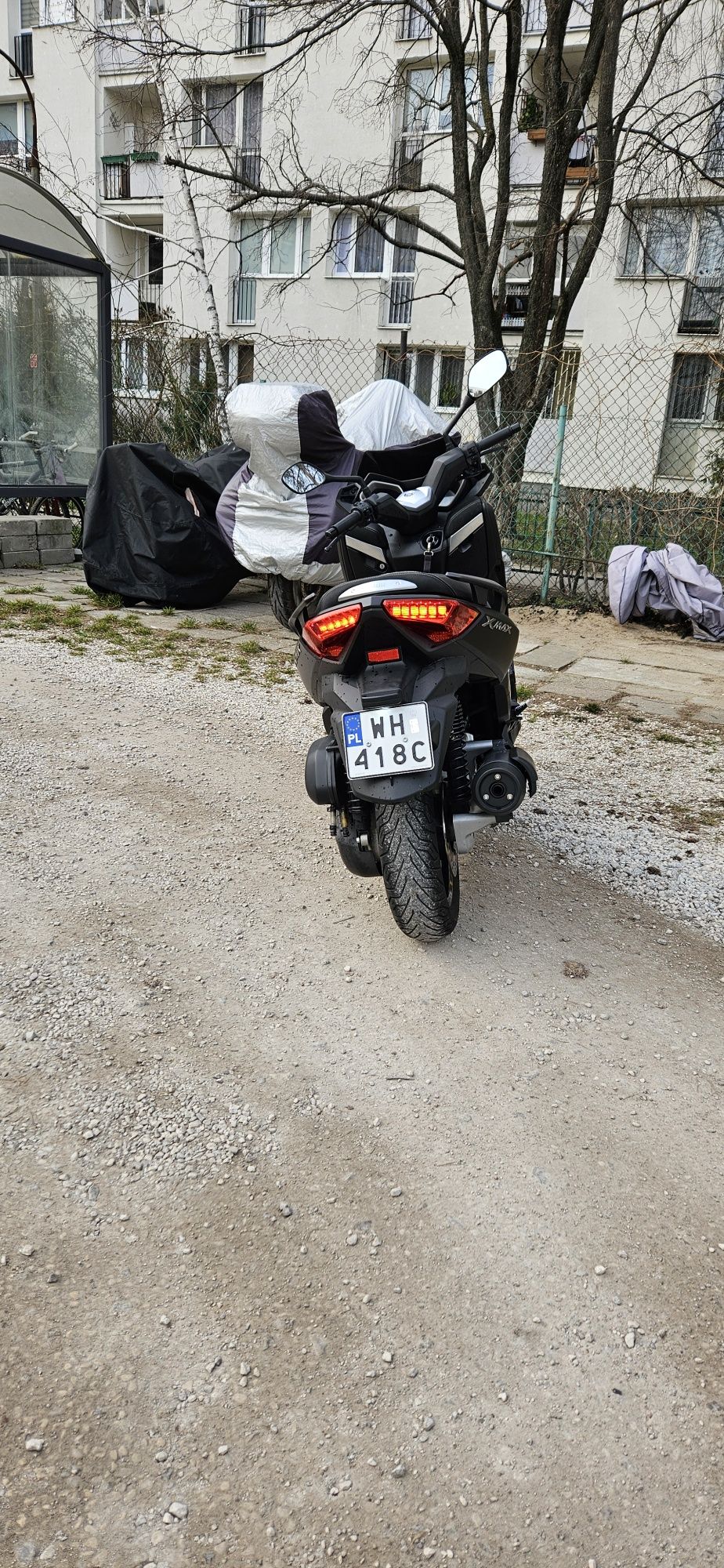Yamaha Xmax 125Momo design