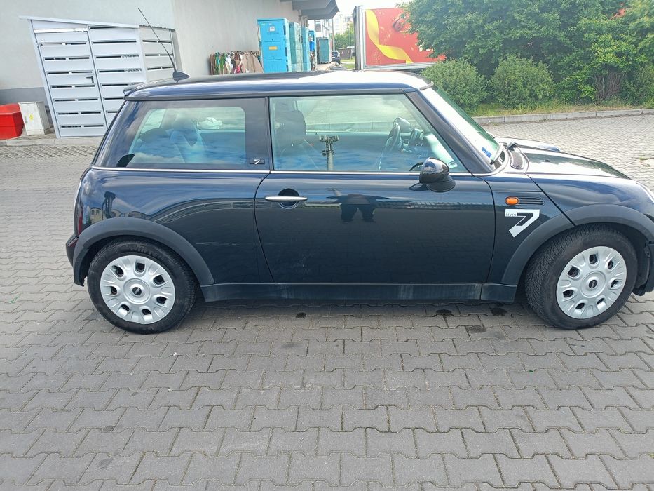 Mini One  1.6 benzyna , 2006 r , 280 tys km przebieg