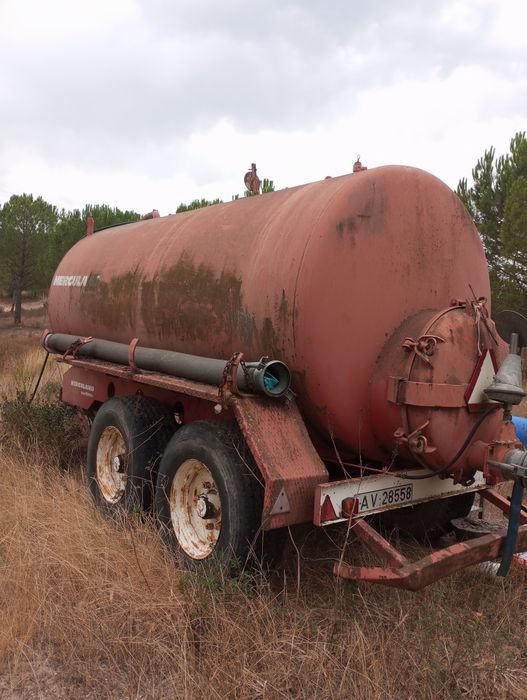 Cisterna 12000 L com documentos