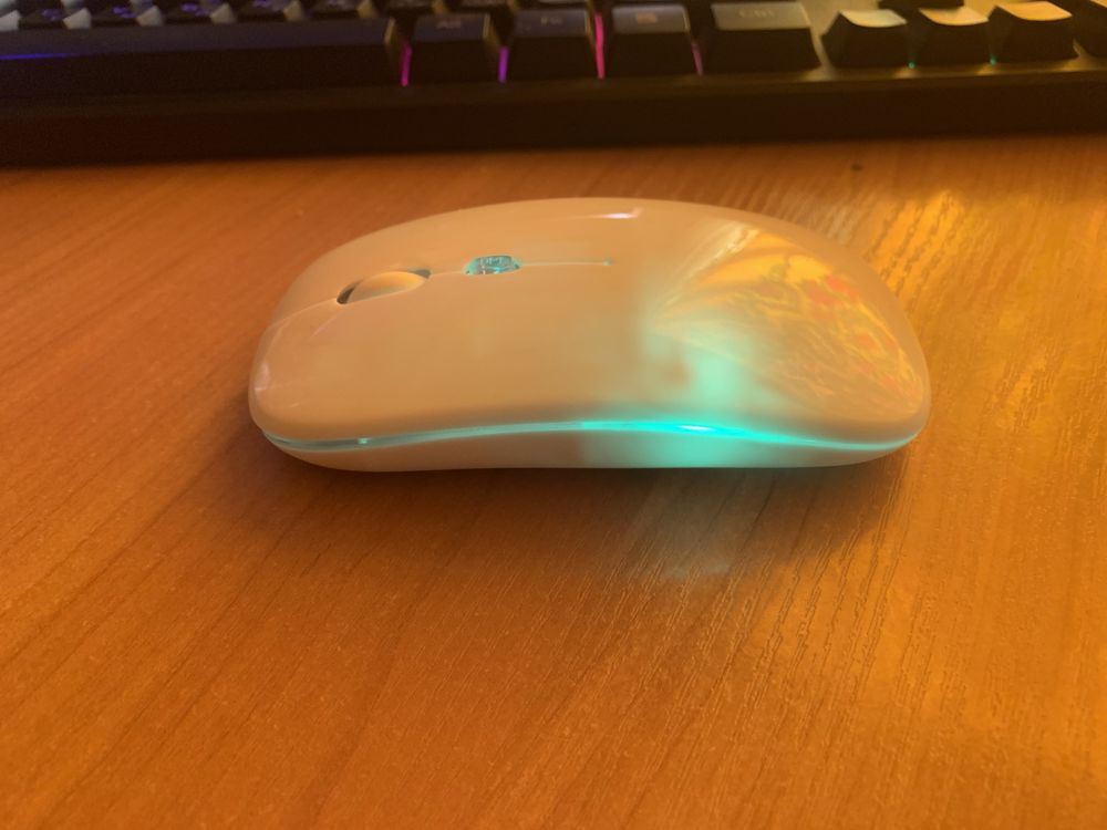 Безпроводная компютерна мышка