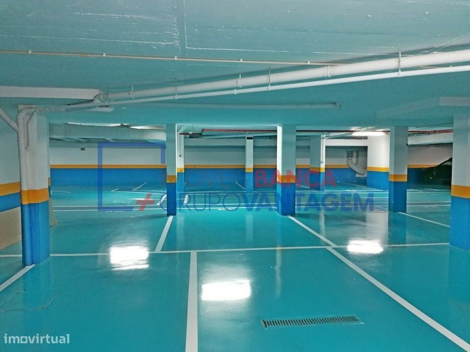 Lugar de estacionamento Santarém