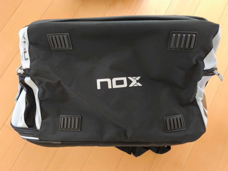 NOX AT10 Competition XL Compact Padel Bag/Saco