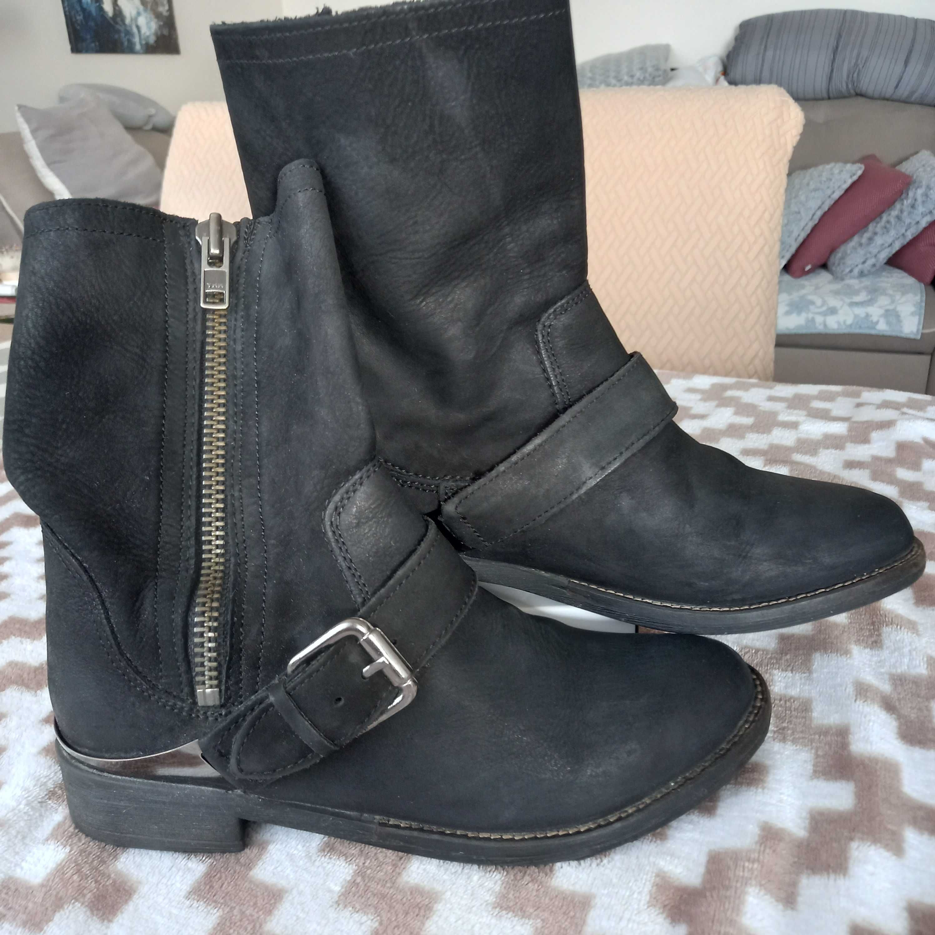 Buty/sztyblety/damskie/dziewczęce nr 37.