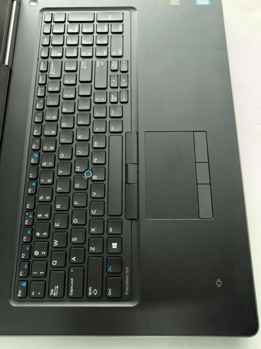 Dell Precision 7720  17.3" FHD/ I7-7820HQ/ 16Gb/ 512Gb/ P3000 6Gb DDR5