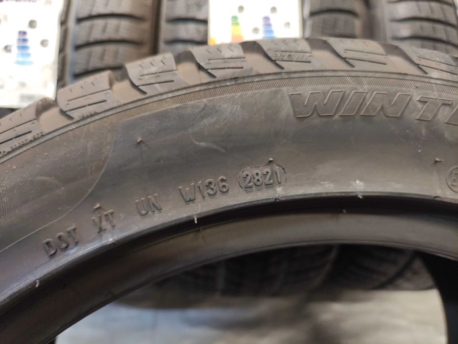 2x Opony zimowe Pirelli Winter SottoZero 3 275/40R18 103V XL