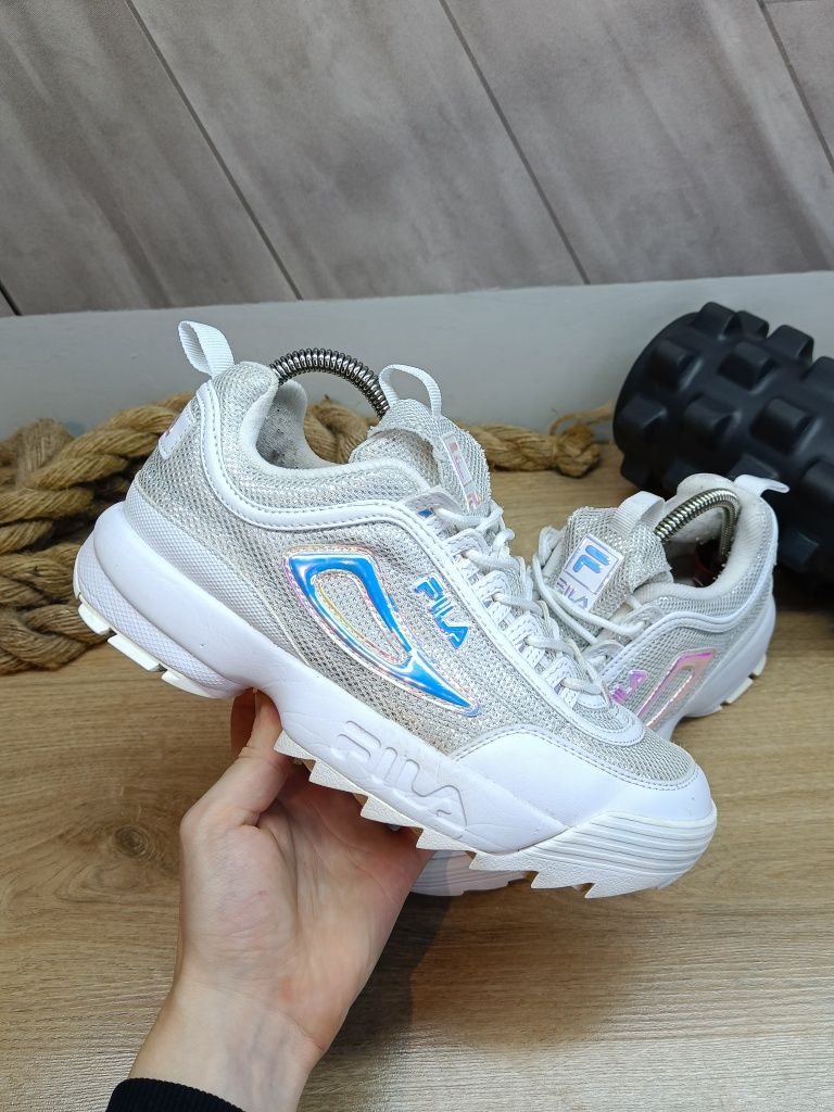 Białe damskie buty sportowe Fila Disruptor 2