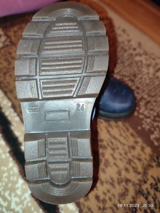 Продам зимние сапожки на мальчика 24
Цена150 грн