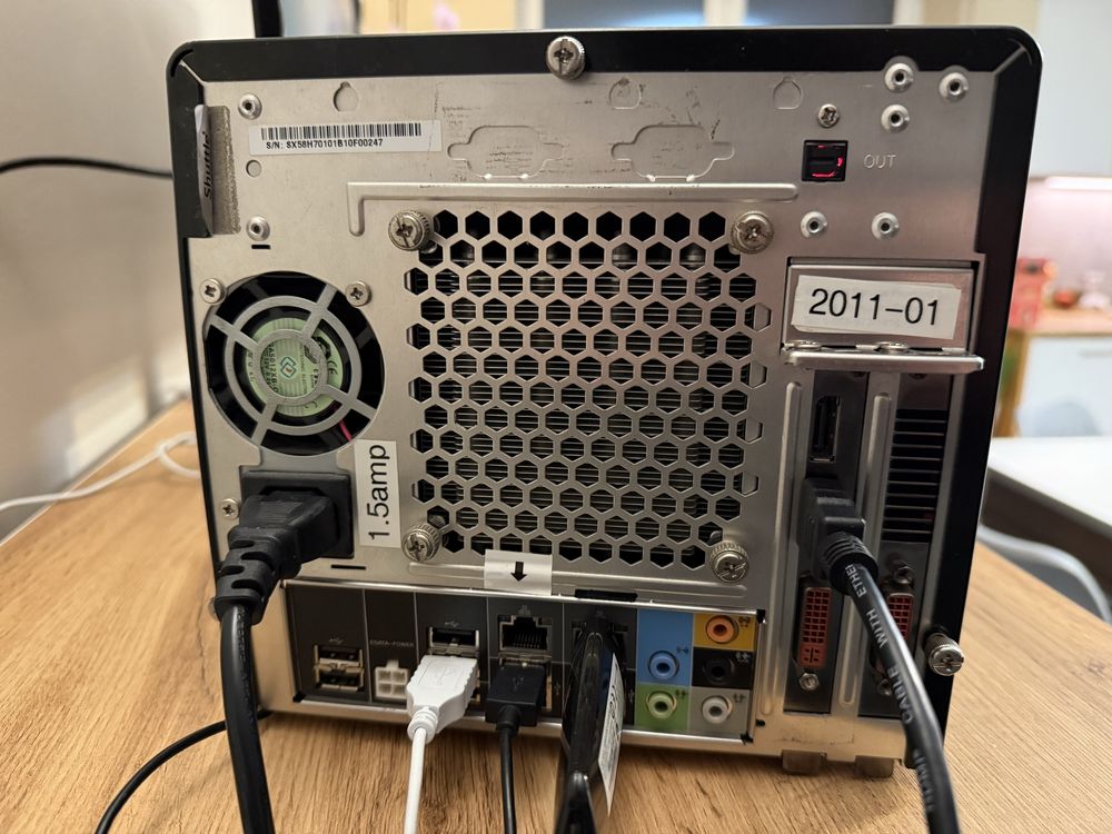 Mini komputer Shuttle dysk ssd 256 i7 Windows 10